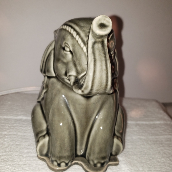 Ceramic Elephant Wax Warmer Accent Night Light Green Trunk Up Good Luck 6.5” - Picture 3 of 6